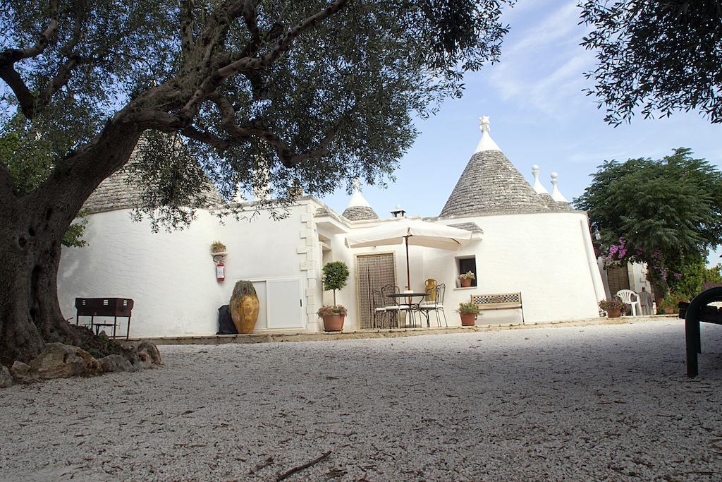 Agriturismo Grotta Di Figazzano チステルニーノ エクステリア 写真