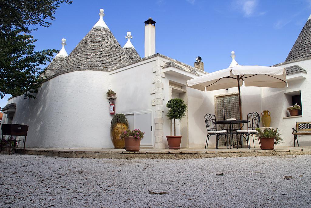 Agriturismo Grotta Di Figazzano チステルニーノ エクステリア 写真