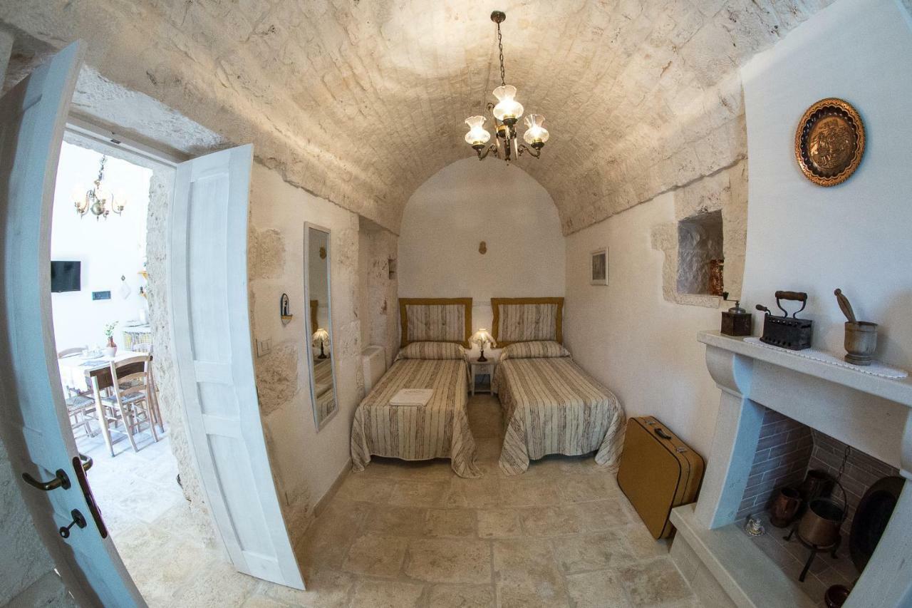 Agriturismo Grotta Di Figazzano チステルニーノ エクステリア 写真