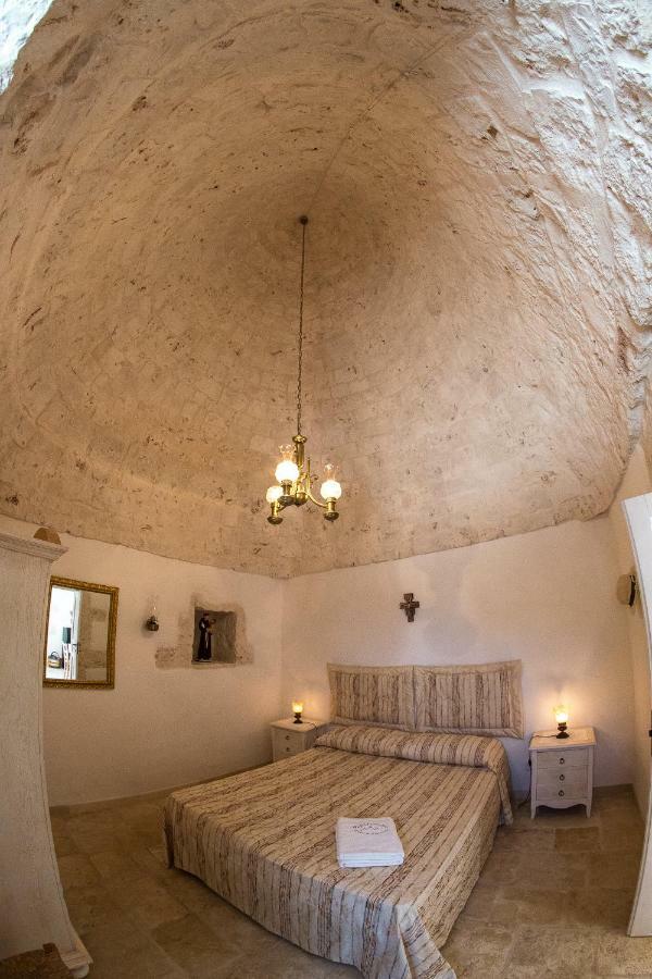 Agriturismo Grotta Di Figazzano チステルニーノ エクステリア 写真
