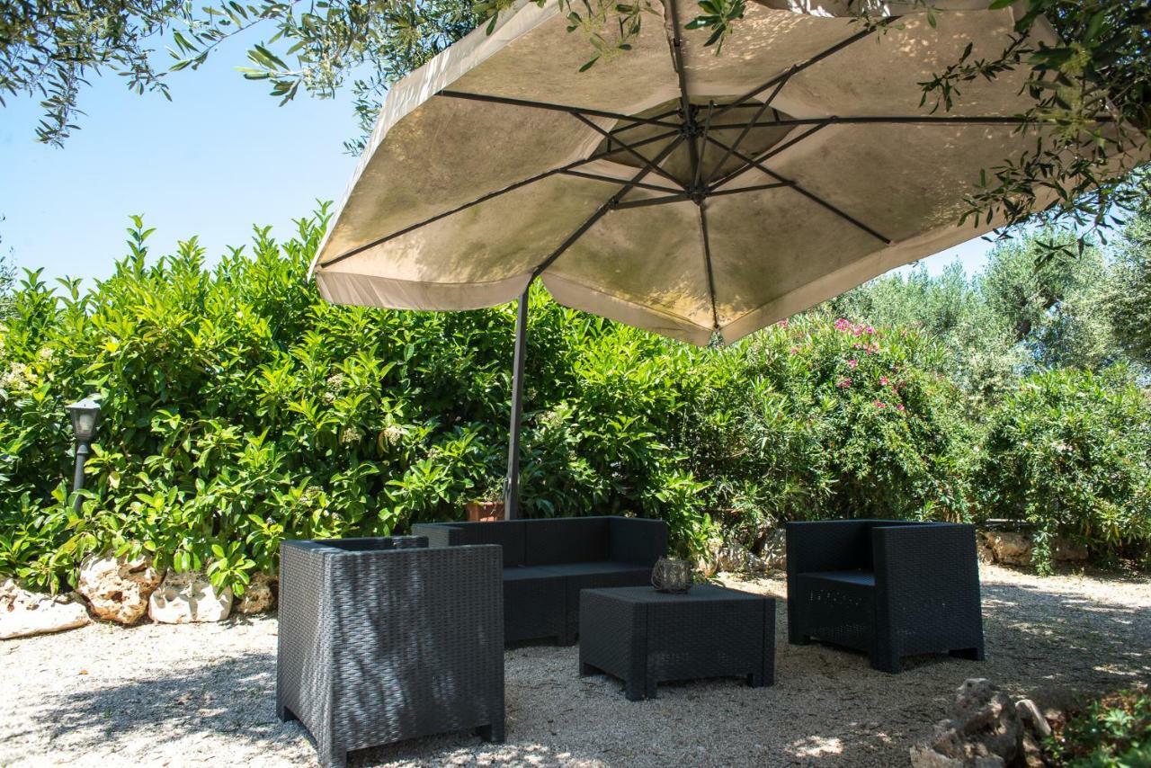 Agriturismo Grotta Di Figazzano チステルニーノ エクステリア 写真