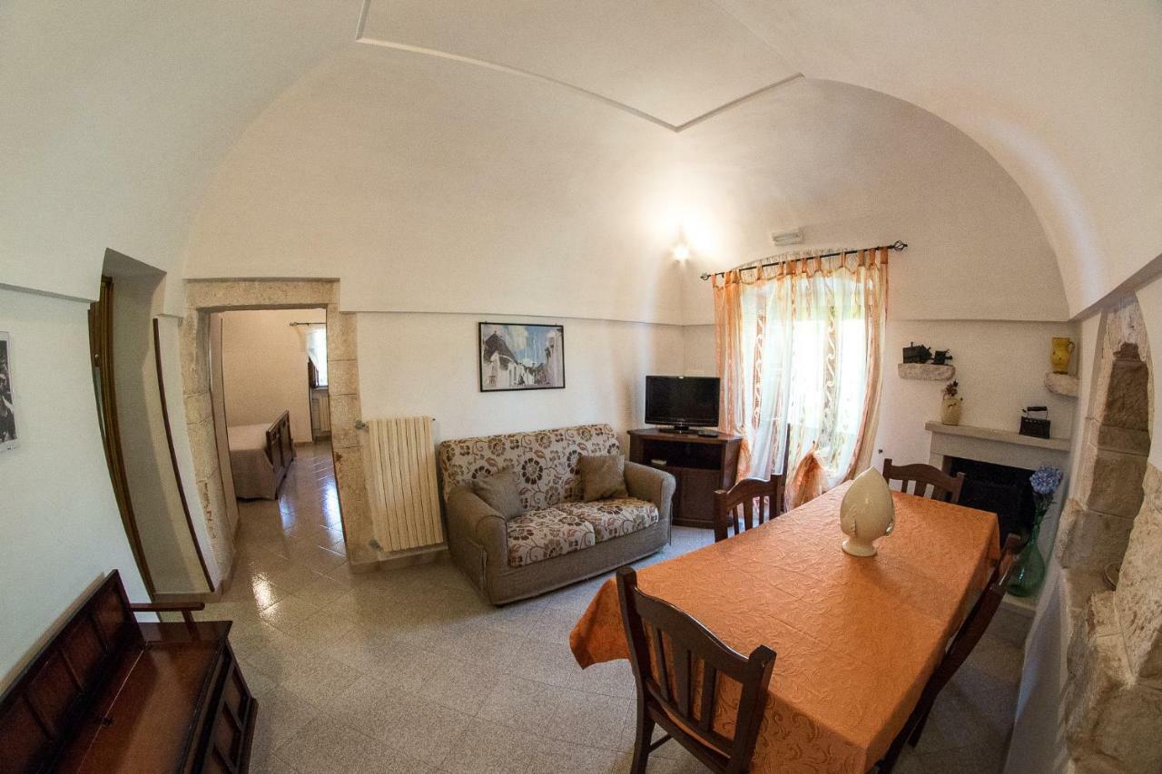 Agriturismo Grotta Di Figazzano チステルニーノ エクステリア 写真