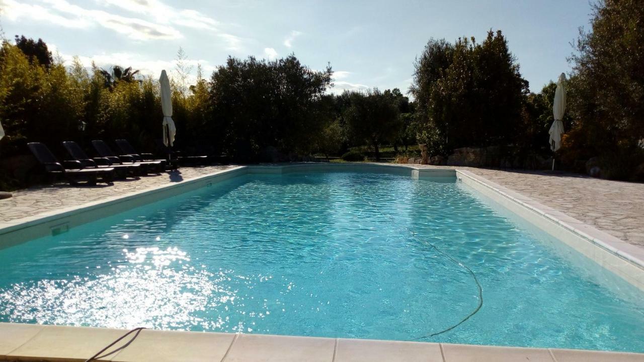 Agriturismo Grotta Di Figazzano チステルニーノ エクステリア 写真